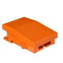 Interruptor pedal metálico con 1 posición 1 CC+CA naranja