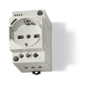 Toma de corriente para armarios eléctricos SERIE 7U, Schuko + Bipaso Italiana, 16A, 230V AC, color gris claro, con led indicad