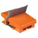 Interruptor pedal metálico con 2 posiciones 2 CC+CA naranja