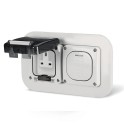 Toma empotrar inglesa + interruptor bipolar IP66 M95x2